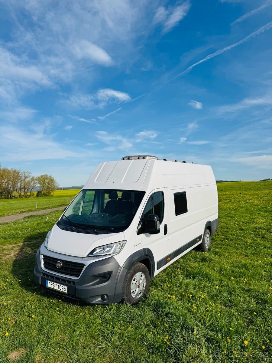 Fiat Ducato 2017 Campervan | Plně vybavený, klimatizace, solární panel — foto 1